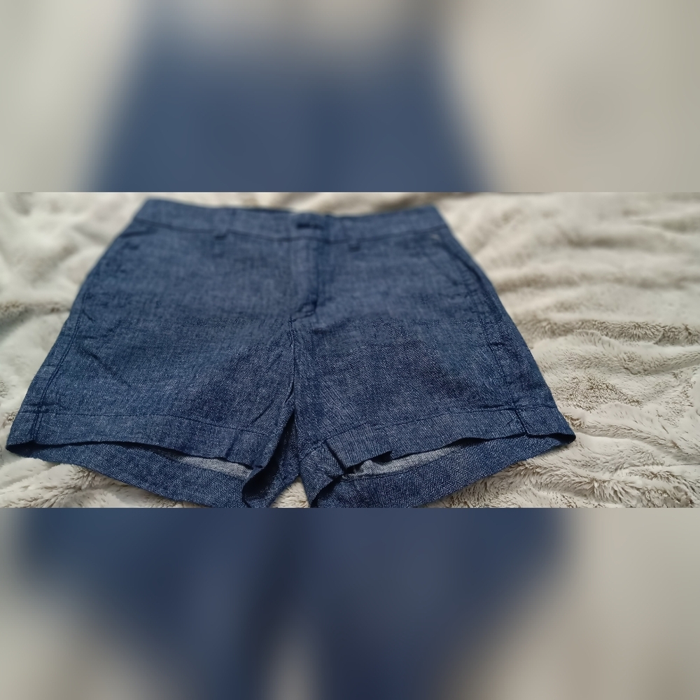 Old Navy Mid Rise Everyday Shorts